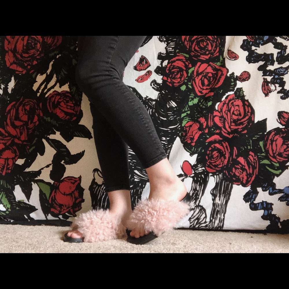 Urban outfitters fuzzy slides